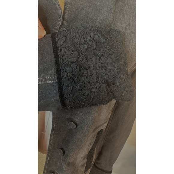 2/$30 Express Size 7/8 Black Denim Jacket With Lace Cuffs & Collar - Picture 6 of 16